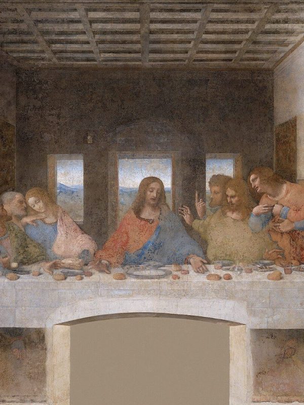 The last supper" fresco by leonardo da vinci depicting jesus with his disciples during the final dinner before his crucifixion.